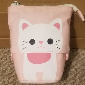 Angoo Kitty Pencil Case. Light pink. 7.25x5in (5.25×5in collapsed)